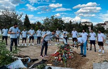 Basketbol Takımımızdan İlkan Karaman'ın kabrine ziyaret