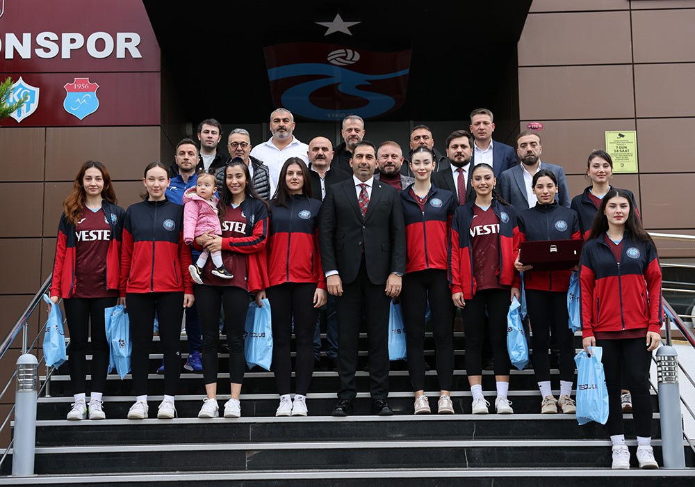 Bordo-Mavi 61 Voleybol Takımı’ndan kulübümüze ziyaret