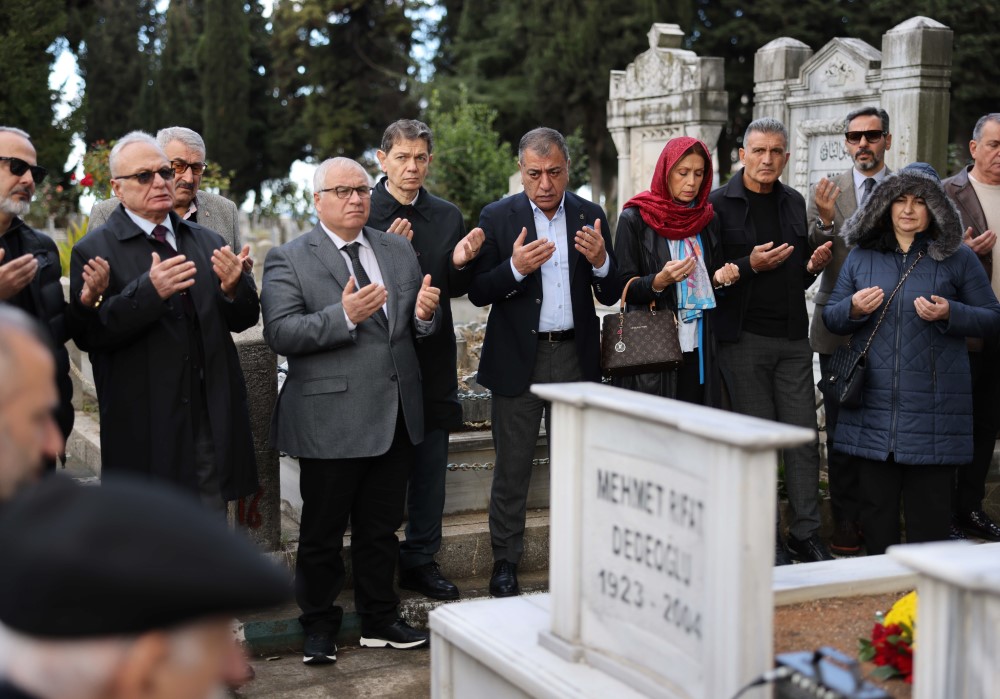 Kurucu Başkanımız Rıfat Dedeoğlu kabri başında anıldı